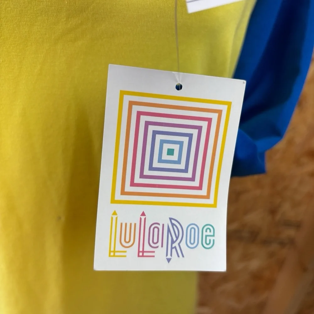 LuLaRoe Randy 3/4 sleeve tee, size Large, NWT, colorful, summer, casual, beach - Picture 7 of 12